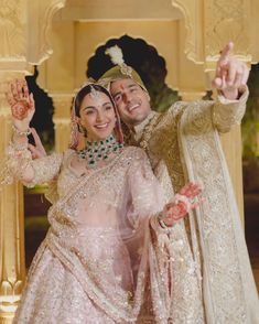 Kiara Wedding, Sabyasachi Lehenga, Indian Wedding Planning, Pink Lehenga, Bollywood Wedding, Kiara Advani, Usa Dresses, Wedding Lehenga, Inspirational Celebrities