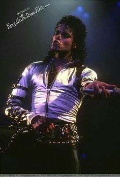 michael jackson performing on stage in concert