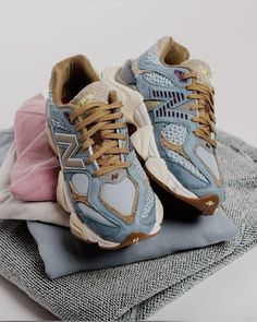 Shoe Collection Aesthetic, Fw22 Runway, Shoe Storage Hacks, Collection Aesthetic, Age Of Discovery, New Balance 9060, Fresh Shoes