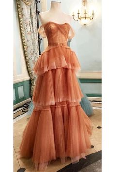 Vintage Non Traditional Wedding Dress, Flowy Romantic Dresses, Rust Tulle Dress, Peach Colored Prom Dresses, Gorgeous Gowns Evening, Fairytale Theme Prom Dress, Texture Bridesmaid Dress, Fairytale Ballgown Aesthetic, Taylor Swift Inspired Prom Dresses