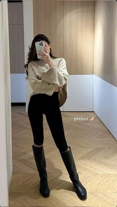 Look Boho Chic, Simple Outfits For School, Outfits For School, Winter Fashion Outfits Casual, Legging Outfits, Going Viral, Fashion Mistakes, 가을 패션