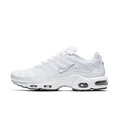 Functional White Sneakers With Air Max Cushioning, Modern Nike Air Max Low-top With Air Cushioning, Modern White Nike Air Max For Sports, Modern White Nike Air Max For Streetwear, Modern Nike Air Max For Sports With Air Cushioning, Modern Nike Air Max With Air Cushioning For Sports, White Dynamic Sneakers With Air Max Cushioning, Modern White Running Shoes With Vented Sides, Dynamic White Running Shoes With Vented Sides