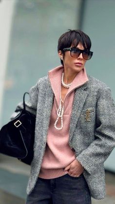 Comfy Sweater, Cooler Look, Looks Street Style, Tweed Blazer, 가을 패션, Fashion Mode, Looks Style, Work Attire, Mode Inspiration