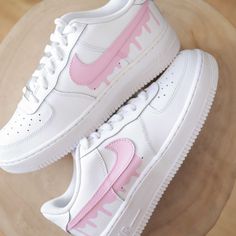 Shoes Black Women, Vivienne Westwood Shoes, Nike Air Force One, Baskets Nike, Rose Bonbon, Cute Nike Shoes, Rose Pastel