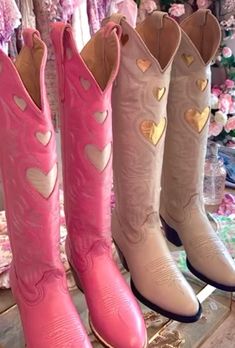 Hslot Outfit Ideas, Pink Cowboy Boots, Pink Cowgirl Boots, Boots Chunky Heel, Glamour Vintage, Western Party, Pink Cowgirl, Boots Chunky, Pink Retro