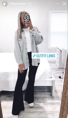 Outfit With Leggings Spring, Cute Lazy Day Outfits For Work, Lazy Leggings Outfit Winter, Spring Outfit Leggings, Flared Leggings Outfit Work, Cute Outfits With Leggings Dressy, Comfy Thanksgiving Outfit Leggings, Cute Legging Outfits Winter, Teacher Legging Outfits