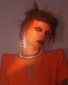 Mirror Editorial, Have Inspiration, Glam Rock, King Kong, Fashion Editorial, Up Girl, Photography Inspo, Makeup Art