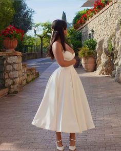 Ankle Length Prom Dress, Prom Dresses Sleeveless, Looks Party, Glam Dresses, Looks Chic, Dresses Evening, White Midi Dress, White Satin, Evening Dresses Prom