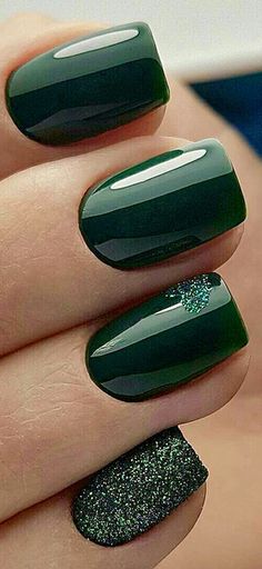 Winter Nail Colors, Nagellack Trends, Nail Colors Winter, Nail Design Inspiration, Green Nail, Winter Nail, Fancy Nails, Gorgeous Nails, Nail Polish Colors