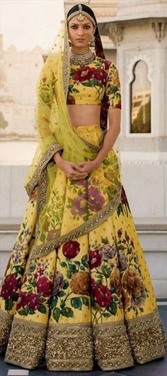 Yellow color Lehenga in Art Silk, Silk fabric with Border, Floral, Printed, Sequence, Thread work Lehenga Ideas, Lehenga Choli Designs, Floral Lehenga, Yellow Lehenga, Pearl Work, Muslim Wedding Dresses, Draping Fashion, Kurti Neck, Ghagra Choli