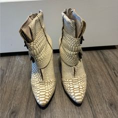 Leather White Boots With Snakeskin Design Freebird Shoes, White Boots, Snake Skin, Leather Boots, Bootie Boots, Ankle Boots, Color White, Women Shoes, Boots