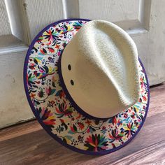 This beautiful Mexican Sombrero has would be perfect to add that special touch to any outfit. MADE IN MEXICO By: Mexican Artisans For: Women Size: Medium 23' Color: off-white | multi Details: Material: palm straw Fabric canvas design Bottom black suede Inner elastic band Contact us for more details PLEASE READ BEFORE PURCHASE: The picture is an ACCURATE REPRESENTATION.Colors in the pictures may vary a little by effects of light. Each product is handmade from Mexico causing differentiation and mi Straw Fabric, Mexican Sombrero, Fabric Canvas, Canvas Designs, Elastic Band, Black Suede, Cowboy Hats, Straw, Womens Sizes