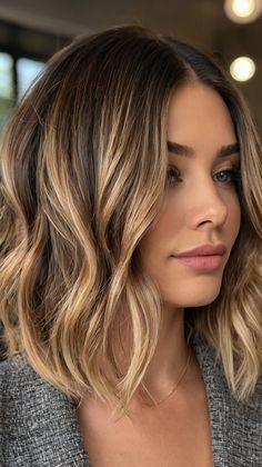 Trendy Lob Haircuts with Balayage Ideas for Short Bob Brunette Balayage ☀️ Brown Balayage Short Hair, Haircuts Balayage, Balayage Ideas