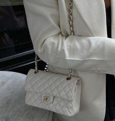 Chanel Handbag White, Purse Outfit, Expensive Bag