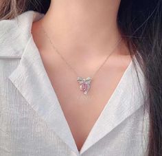 ❖ 𝐃𝐢𝐚𝐦𝐨𝐧𝐝 𝐃𝐞𝐭𝐚𝐢𝐥𝐬 ❖ ✧ Pink Emerald Pendant ✧ Center Diamond Weight : 1.00 TCW to 5.00 TCW ✧ Side Diamond Weight : 0.50 CT ✧ Color : DEF ✧ Clarity : VVS/ VS+ ✧ Making process : Handmade ✧ Diamond Type : Lab Grown (Man Made) For simplicity, Lab Grown Diamonds can also be referred to as CVD, HTHP, Diamond, Ethical Diamond, Eco-Friendly Diamond, or Earth Friendly Diamond. ❖ 𝐑𝐢𝐧𝐠 𝐃𝐞𝐭𝐚𝐢𝐥𝐬 ❖ ✧ Metal Purity : Solid Gold (10KT, 14KT, 18KT), 950 Platinum, 925 Silver  ✧ Metal Tone Emerald Diamond Necklace, Pink Emerald, Emerald Pendant, Grown Man, Themed Jewelry, Christmas Gift Jewelry, Diamond Bracelets, Emerald Diamond, Lab Created Diamonds