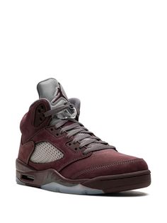 Find JORDAN Air 5 Burgundy High-top Sneakers on Editorialist. burgundy/grey nubuck leather mesh panelling signature Jumpman motif round toe front lace-up fastening toggle fastening logo-embossed tongue signature exposed Air unit rubber sole These styles are supplied by a premium sneaker marketplace. Stocking only the most sought-after footwear, they source and curate some of the most hard to find sneakers from around the world. Luxury Burgundy Round Toe Sneakers, Luxury Burgundy Sneakers For Sports, Luxury University Red High-top Jordan Shoes, Highlights Burgundy, Jordan 5 Burgundy, Luxury Burgundy Sporty Sneakers, Luxury Burgundy High-top Sneakers, Jordan Air, Air Jordan 5