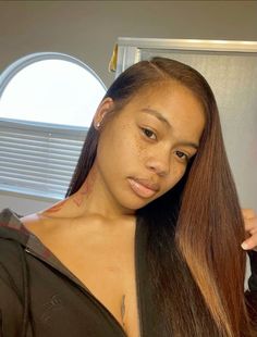 Birthday Hair, Bare Face, Flat Iron Hair Styles, Hair Life, Baddie Hairstyles, Pretty Selfies, Weave Hairstyles, Pretty Face, Hair Goals