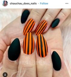 Halloween Nails By Skin Tone Range, Diy Halloween Dip Nails, Black And Orange Nails Almond Shape, Understated Halloween Nails, Fall Nails Stripes, Orange And Black Striped Nails, Fun October Nails, Halloween Skittle Nails, East Halloween Nails