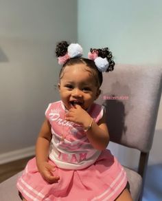 Blasian Babies Newborn, Light Skin Baby Girl, Black And Hispanic Baby, Baby Girl Aesthetic Black, Big Sister And Lil Sister Goals Black, Mix Baby Girl, Mixed Kids