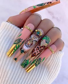 Nail Designs Bling, Set Nails, Fancy Nails Designs, Dope Nail Designs, Nail Art Designs Videos, Birthday Nails, Luxury Nails