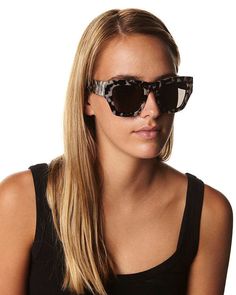 Valley Logo, Logo Placement, Le Specs, Sunglasses Shop, Women's Sunglasses, Sunglasses Women