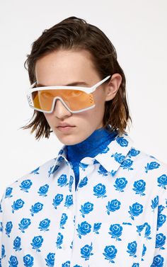 Tennis Costume Ideas, Kenzo Advertising, Sunglasses Trend, Trendy Glasses, Cool Glasses, Fashion Eye Glasses, Bags For Men, Shirt For Women