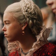 Targaryen Hair, Princess Rhaenyra, Visenya Targaryen, Dragon Garden, Devils Night, Game Of Thrones Dragons, Dragon Princess, Dragon Costume, Targaryen Aesthetic