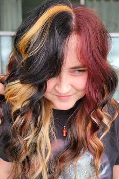 Copper Blonde And Brown Hair, Hair Inspiration Style, Curly Calico Hair, Calico Cat Hair Color, Subtle Calico Hair, Calico Hair Color Hairstyles, Tri Color Hair