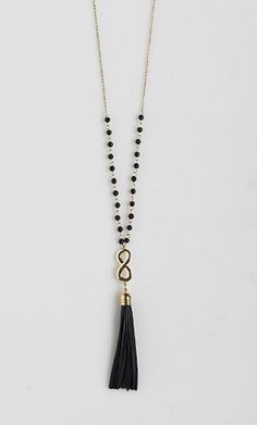 Diy Collier, Beaded Tassel Necklace, Tassel Jewelry, Long Chain Necklace, How To Make Necklaces, Leather Tassel, Long Chain, Jewelry Projects, Diy Necklace