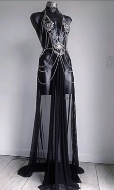 Dark Siren Outfit, Slave Outfit, Corset Fashion, Fantasy Gowns, Body Harness, Fantasy Dress, Fantasy Clothing, Fantasy Fashion, Character Outfits