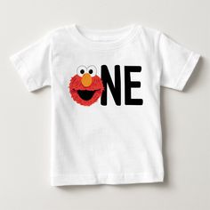 Check out this cute Sesame Street I'm One Birthday shirt design featuring Elmo. Elmo Face, Birthday Shirt Design, Sesame Street Elmo, Baby Boy First Birthday, First Birthday Shirts, Toddler Tops, Boy First Birthday, Baby T Shirt, Birthday Shirt