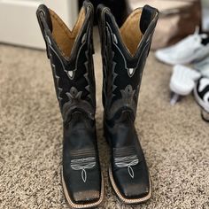 Only Worn Once Black Cowboy Boots, Cowgirl Boots, Western Boots, Cowboy Boots, Cowboy, Size 6, Black White, Women Shoes, Black And White