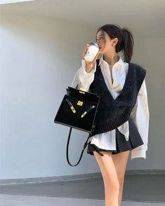 Mini Pleated Skirt, Pleat Skirt, Plain Shirt, New Rock, Mode Inspo, College Fashion, Korean Outfits