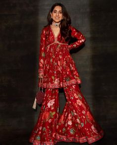 Sabyasachi Gown, Red Sharara, Gaun Fashion, Sharara Suit, Indian Dresses Traditional, Traditional Indian Outfits, Party Wear Indian Dresses, Indian Designer Outfits, Designer Dresses Indian