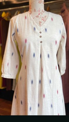 Neck Desine, Chudi Designs, Latest Kurta Designs, Printed Kurti Designs, Cotton Suit Designs, Cotton Frock, Cotton Dress Pattern, Cotton Tops Designs, Salwar Neck Designs