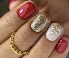 30+ Short Holiday Nail Ideas - Toe Nail Colors For Christmas, Christmas Gel Toe Nails, Red White And Gold Christmas Nails, Christmas Luminary Nails, Christmas Short Nails Ideas, Short Dip Nails Christmas, Christmas Toes Pedicure Ideas Winter, Dip Christmas Nails Ideas, Red And Gold Holiday Nails