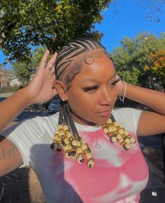 pretty & unique braids. follow for more content. Trending Feed In Braids, Short Alicia Keys Braids, Short Feed In Braids With Beads, Feed In With Beads, Short Alicia Keys Braids With Beads, Alicia Keys Braids Natural Hair, Exotic Braids Hairstyles, Exotic Braids Black Women, Cute Scalp Braids