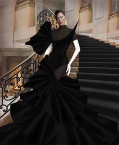 Avant Garde Dresses, Met Gala Outfits, Venus Fashion, Gown Pattern, Fashion Cover