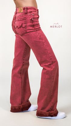 MERLOT SIGNATURE TROUSER DENIM Ranch Dress, Women's Western Wear, Western Boutique, Western Vintage, Rodeo Shirts, Western Wear For Women, Boot Cut Denim, Country Outfits, The Ranch