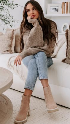 #WinterFashion#CozyStyle#WinterOutfit#LayerUp#ColdWeatherStyle#SnowyDayStyle#WinterWardrobe#WinterVibes#WinterLayers#SweaterWeather#WinterOutfitGoals#nycwinteroutfit#womenfashion#ootd# Elegante Casual, Looks Street Style, Mode Inspo, Beauty And Fashion, Casual Winter Outfits, Fall 2023, Fall Fashion Outfits, Mode Inspiration, Winter Fashion Outfits