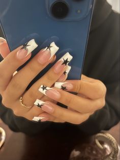 Nail Designs Easy Square, Square Nail Ideas Medium Length, Nails Acrylic Xxl, Black Nails Cross, Square Nails Y2k, Cute Initial Nails, French Tip Inspo Nails, Concert Nails, Cross Nails