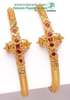 22K Fine Gold Uncut Diamond & Ruby Kada - Set of 2 (1 Pair).
   
   Note: This item comes with a Screw and hinge so that you can open it up for easy wearing.          - 235-GK278 - in 41.650 Grams for USD $3486.47. 
Made in India by Totaram Jewelers Online this product is in Gold - 22 Karat BIS Hallmark 916 KDM Gold  & is an excellent gift for Adult - Women. Ships fully insured with secured guaranteed delivery for free with your order over $250 from New Jersey USA & comes with 30 day Indian Gold Jewellery Design, Kada Bangles, 22k Gold Bangles, Indian Gold Jewelry, Ruby Bangles, Bangle Design, Gold Bangles For Women, 22k Gold Jewelry, Fine Gold Jewelry