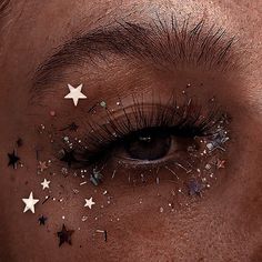 Concert Makeup, Makijaż Smokey Eye, Glitter Party, Festival Makeup, Eye Makeup Art, Glitter Makeup, Eye Make, Prom Makeup, Pretty Makeup