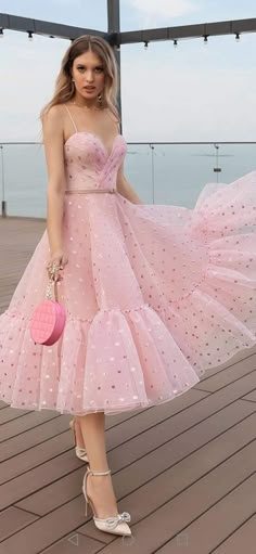 Pink Dresses Elegant, Quinceanera Guest Dresses Summer, Heels For Long Dresses, Pink Embellished Dress, Short Pink Wedding Dress, Pink Feminine Outfits, 2 Color Dress, Pink Dress Bridesmaid, Pink Dress Ideas