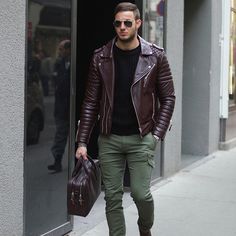 FASHION MEN STYLE Hipster Man, Mens Fashion Smart, Lambskin Leather Jacket, Mode Casual, Fashion Night, Brown Leather Jacket