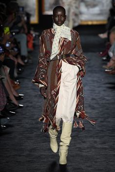 Etro Fall 2020 Ready-to-Wear Photos Estilo Hippy, Vogue Germany, Milano Fashion Week, Looks Black, Vogue Russia, Primavera Estate