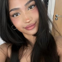 Abg Makeup, Green Dress Makeup, Doe Eye Makeup, Oval Face Makeup, Soft Makeup Looks, Doll Eye Makeup, Casual Makeup, Edgy Makeup, Cute Makeup Looks