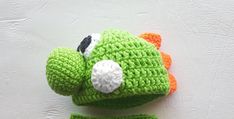 "Add a \"Baby Yoshi\" bodysuit to this Yoshi hat here: https://www.etsy.com/listing/545523190/ This Yoshi beanie is perfect to keep babies head covered and also PERFECT for photo shoot props! This listing is for the hat ONLY full outfit is available! **Hat Sizes** Preemie - 12-13\" Newborn - 13-14\" 0-3 Months - 14-15.5\" 3-6 Months - 15.5-16.5\" 6-9 Months - 16.5-17.5\" 9-12 Months - 17.5-18.5\" 12-18 Months - 18-19.5\" Toddler - 19.5-21.5\" FULL Yoshi Outfit: https://www.etsy.com/listing/54227 Yoshi Outfit, Yoshi Halloween, Crochet Yoshi, Yoshi Costume, Photo Shoot Props, Hat Halloween Costume, First Halloween Costumes, Preemie Hats, Newborn Photo Outfits