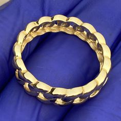 Men's 925 sterling silver cuban link ring. Choose men's size 7, 8, 9, 10, 11, 12, 13. Stamped on the inside of the band "925". Beautiful gold finish over solid 925 silver. Solid pieces weigh 4 to 5 grams each. Genuine 925 silver, not cheap metal. Real jewelry won't turn your fingers green. Ring is an Italian jewelry masterpiece. 100% FREE SHIPPING in USA. Order now! Cuban Link Ring, Link Ring, Green Ring, Real Jewelry, Linking Rings, Italian Jewelry, Hip Hop Jewelry, Cuban Link, Gold Finish