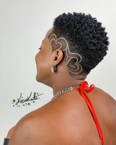 Natural Hair For Black Women, Side Shaved Hair, Hairstyles On Natural Hair, Side Shaved, Natural Haircuts, Hair Cut Ideas, Funny Hair